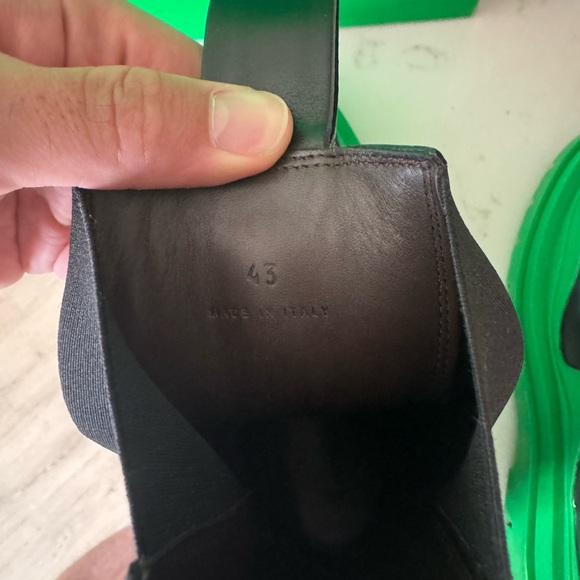 Bottega Veneta Tire Boots - Picture 5 of 5